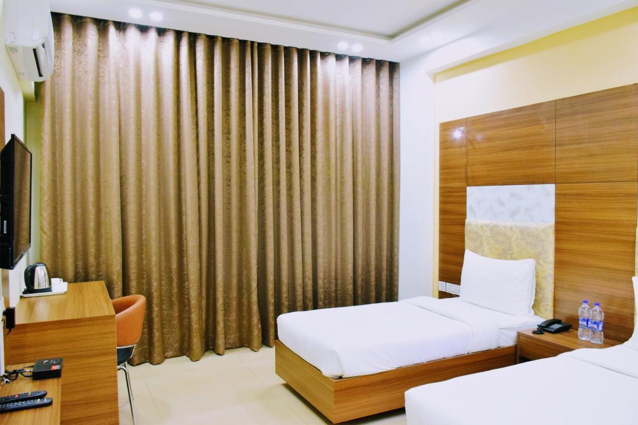 Hotel When In Gurgaon - Opposite To Artemis Hospital Dış mekan fotoğraf